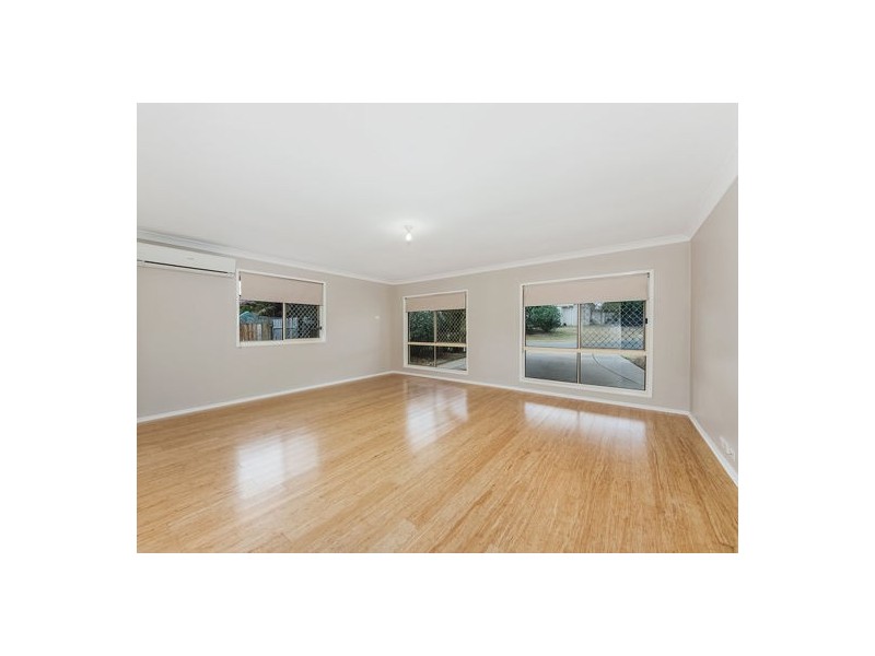 8 Crosby Crescent, Raceview QLD 4305