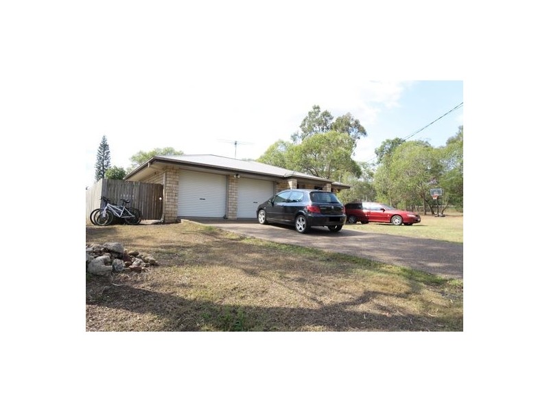 19 Taylor Street, Dinmore QLD 4303