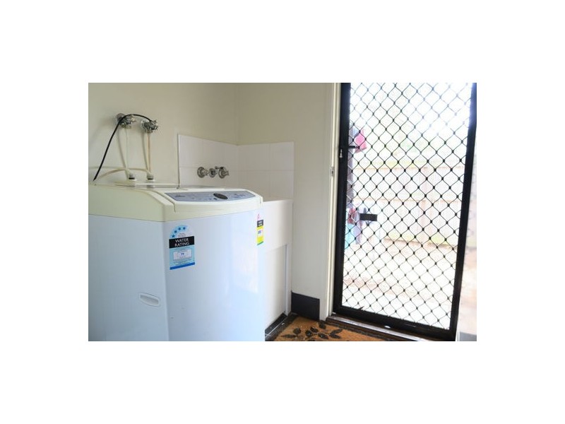 19 Taylor Street, Dinmore QLD 4303