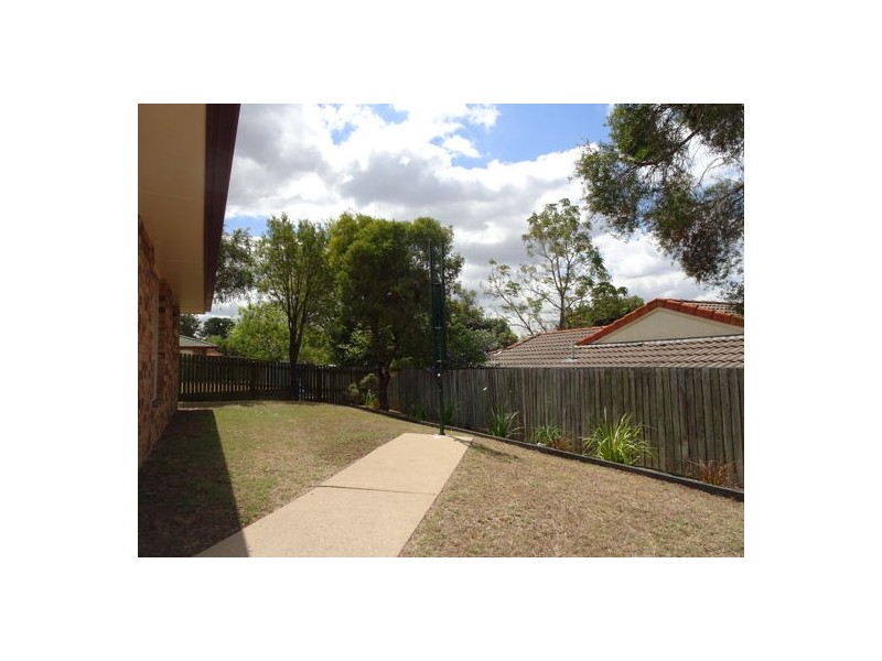 214 Wildey Street, Flinders View QLD 4305