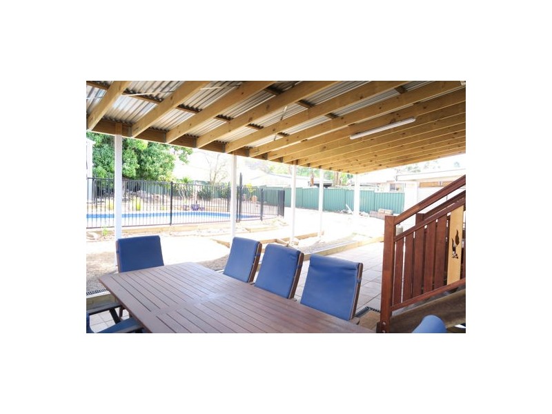 17 Whitehill Road, Newtown QLD 4305