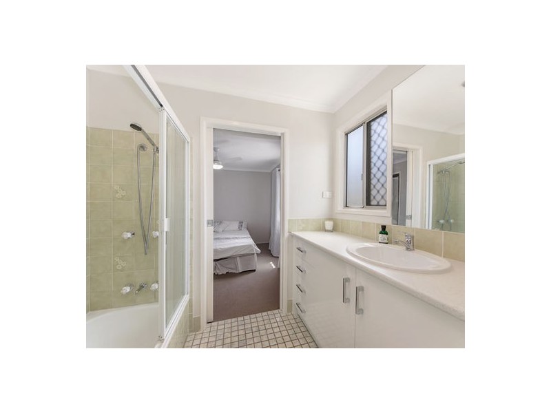 46 Edgar Street, Eastern Heights QLD 4305