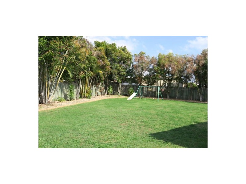 Yamanto QLD 4305