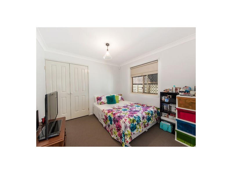 27 Willowtree Drive, Flinders View QLD 4305