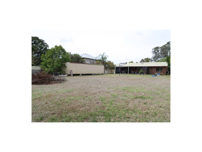 5 Coyne Street, One Mile QLD 4305