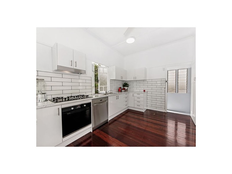 4 Lennon Lane, North Ipswich QLD 4305