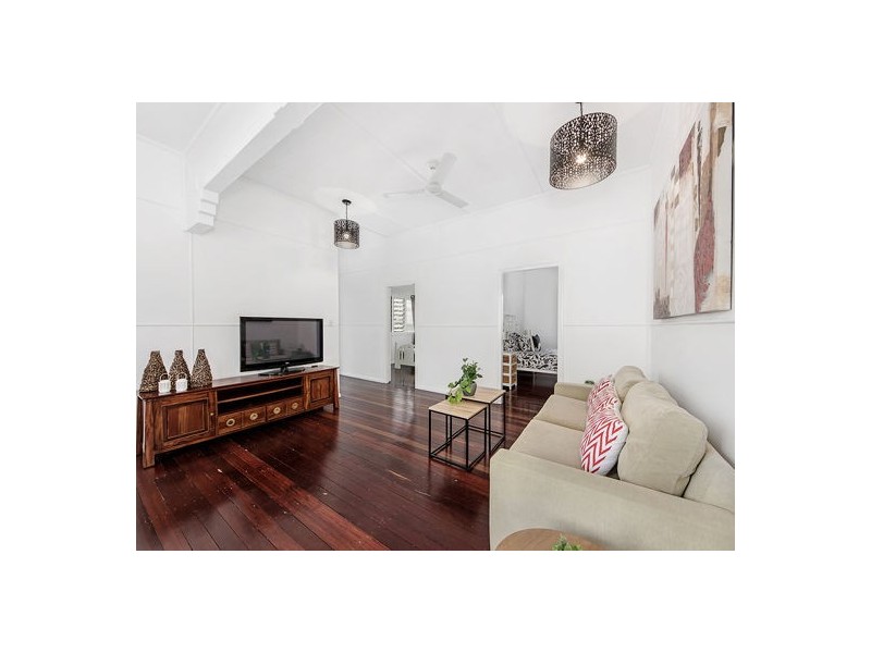 4 Lennon Lane, North Ipswich QLD 4305