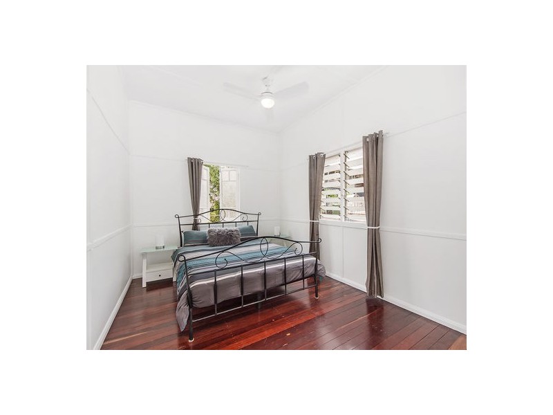 4 Lennon Lane, North Ipswich QLD 4305