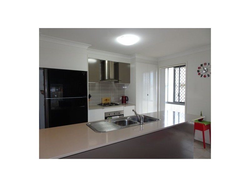 66 Sarah Drive, Yamanto QLD 4305