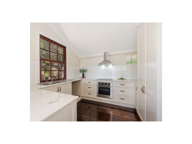 6 View Street, Woodend QLD 4305
