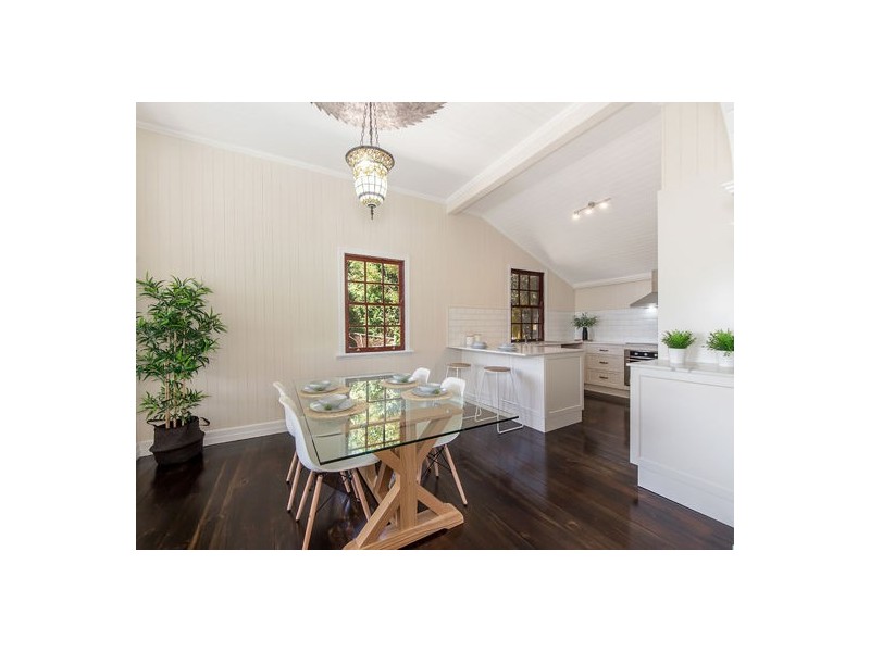 6 View Street, Woodend QLD 4305