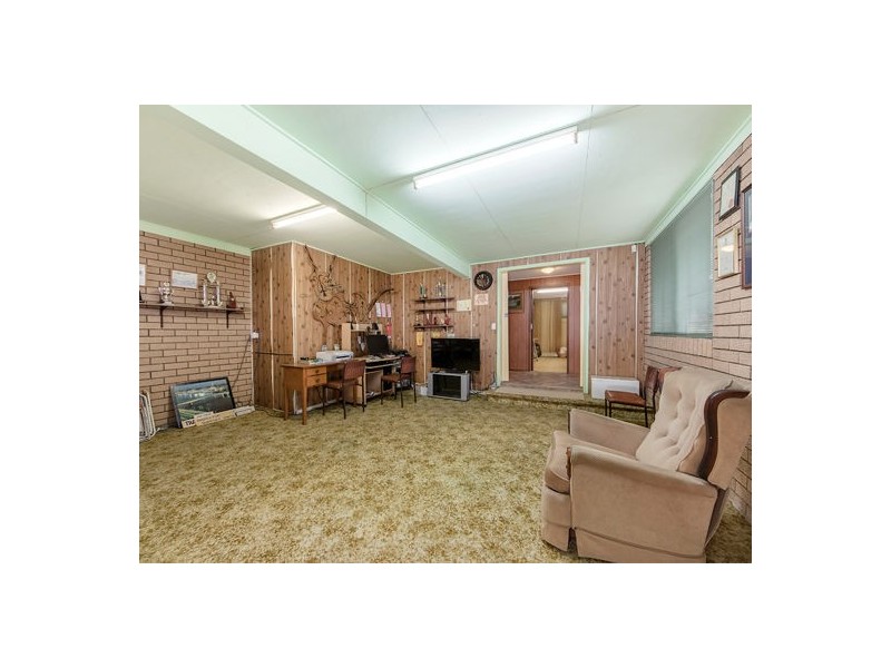 1 McConnell Street, Bundamba QLD 4304