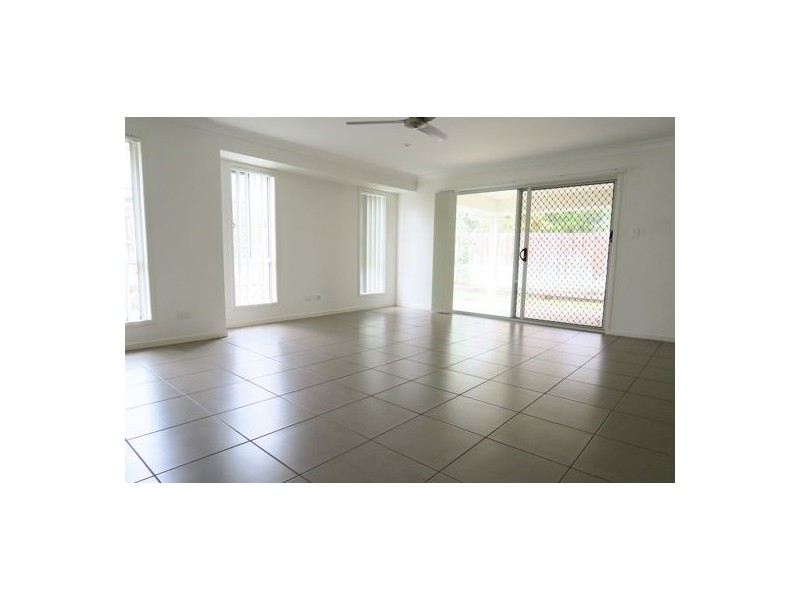 74 Littleford Circuit, Bundamba QLD 4304