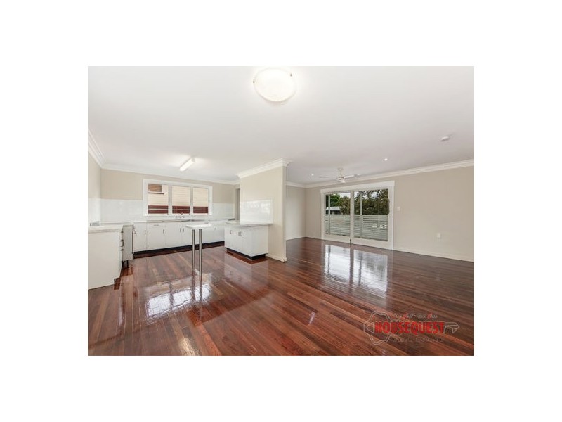 41 Raceview Street, Eastern Heights QLD 4305