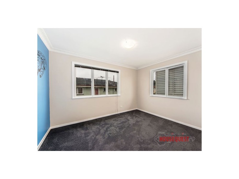41 Raceview Street, Eastern Heights QLD 4305