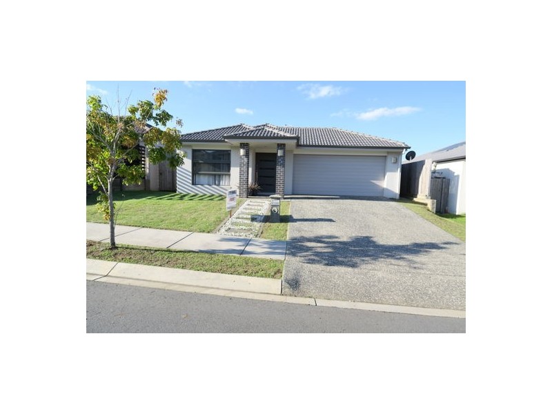 5 Rosemary Street, Deebing Heights QLD 4306