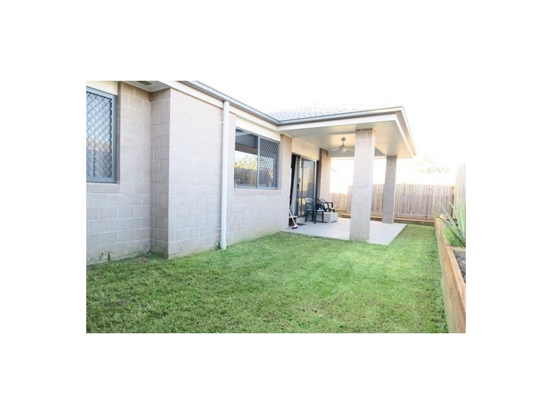 5 Rosemary Street, Deebing Heights QLD 4306