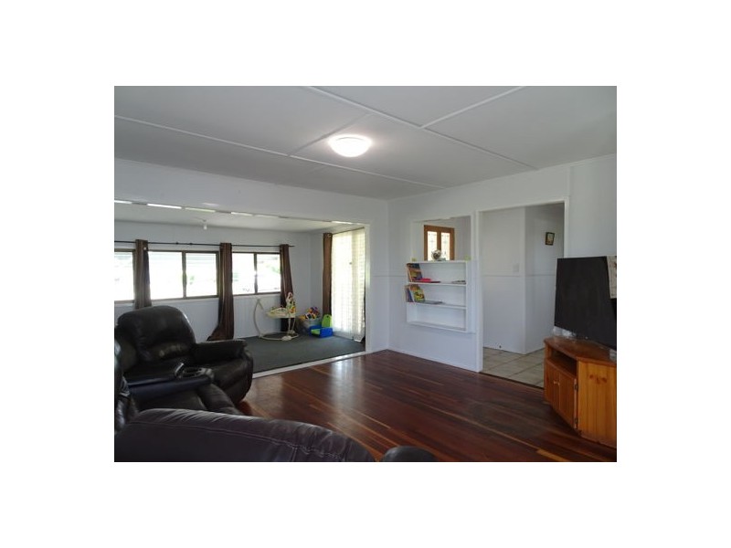 16 Makepeace Street, Rosewood QLD 4340