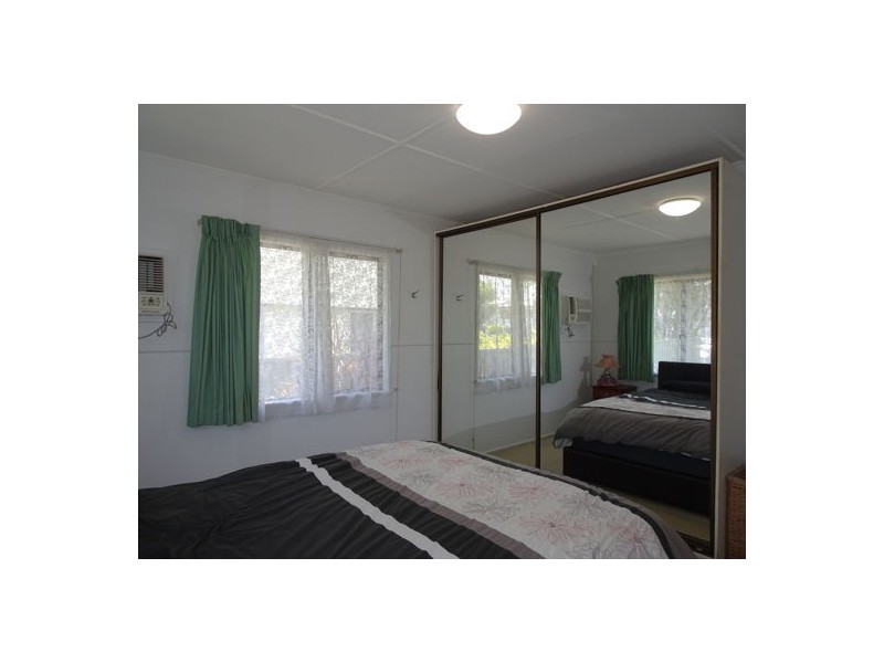 16 Makepeace Street, Rosewood QLD 4340