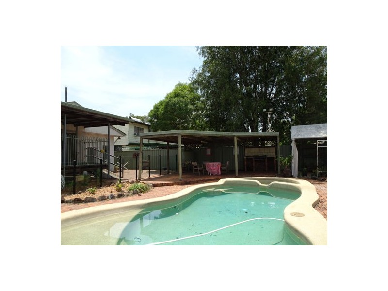 16 Makepeace Street, Rosewood QLD 4340