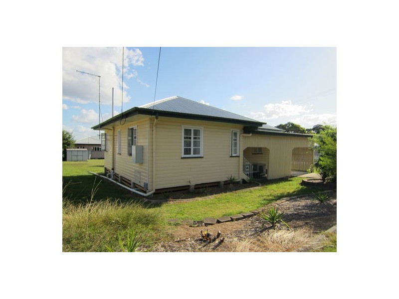 123 Blackstone Road, Silkstone QLD 4304