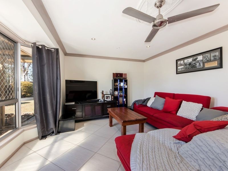 109 Deebing Creek Road, Yamanto QLD 4305