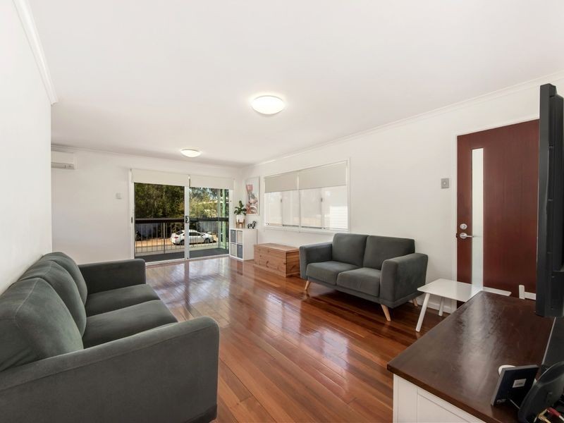 16 Tibbits Street, Bundamba QLD 4304