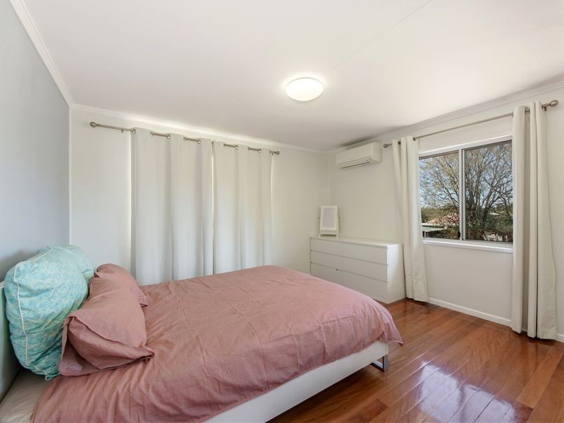 16 Tibbits Street, Bundamba QLD 4304