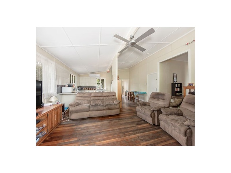 27A Margaret Street, Silkstone QLD 4304