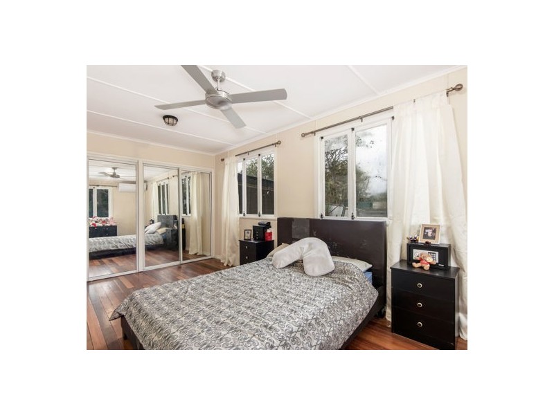 27A Margaret Street, Silkstone QLD 4304