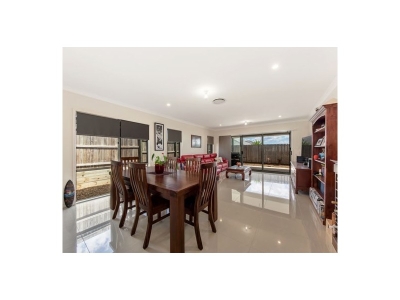 33 Lomandra Street, Deebing Heights QLD 4306