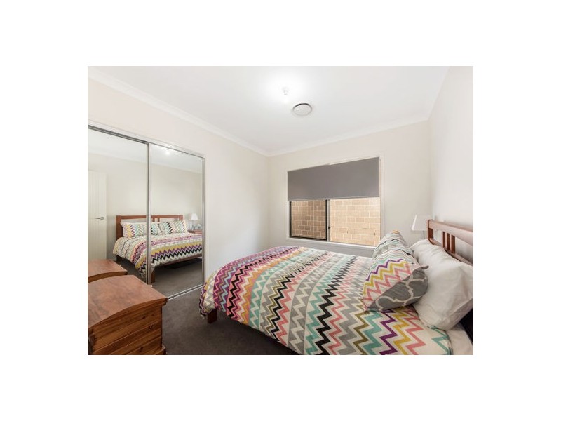 33 Lomandra Street, Deebing Heights QLD 4306