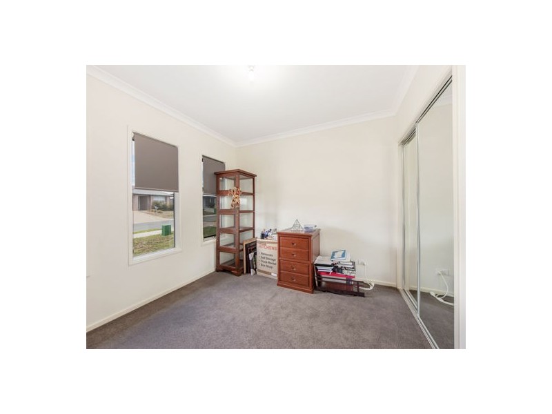 33 Lomandra Street, Deebing Heights QLD 4306