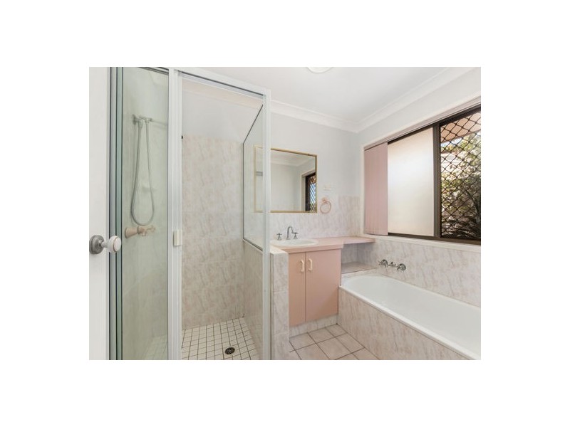 350 South Station Road, Raceview QLD 4305