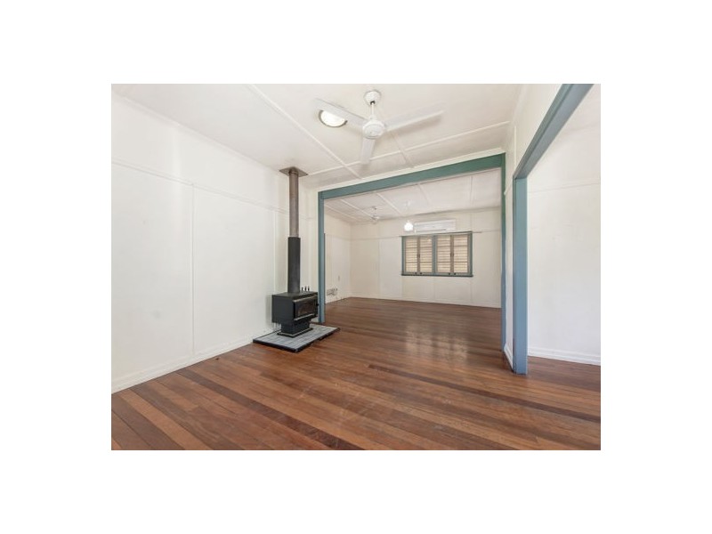 38 Ferrett Street, Sadliers Crossing QLD 4305