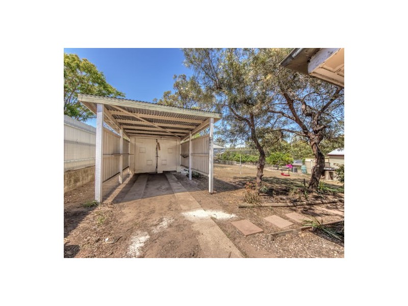 38 Ferrett Street, Sadliers Crossing QLD 4305