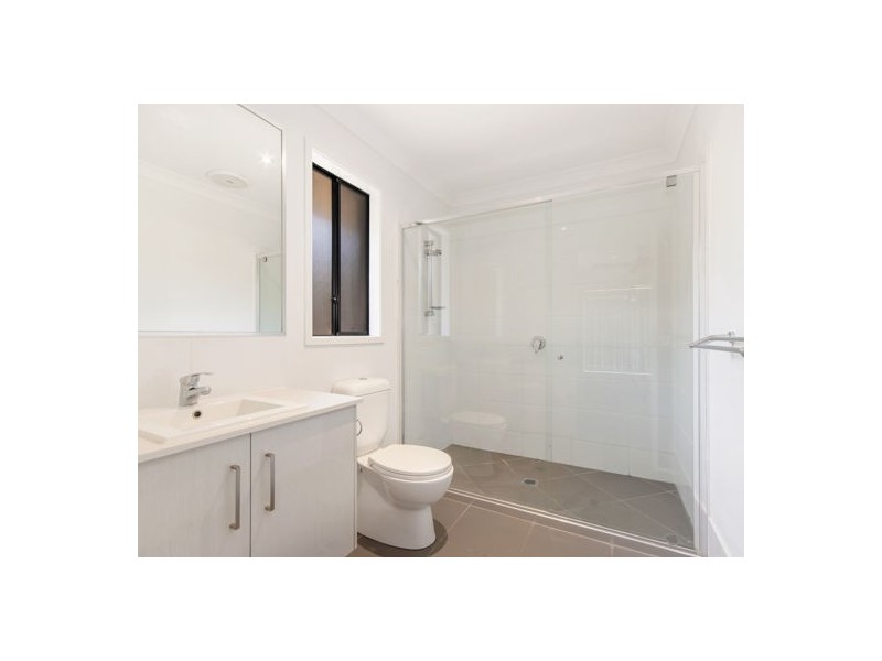 38 Darzee Street, Brassall QLD 4305