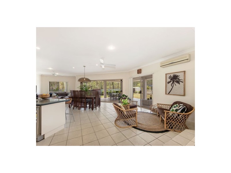 17 Darlington Court, Flinders View QLD 4305