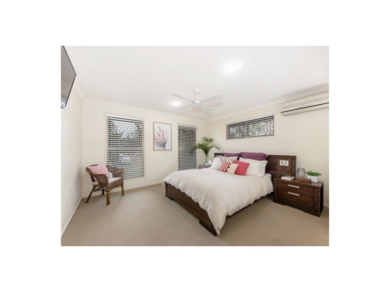 17 Darlington Court, Flinders View QLD 4305