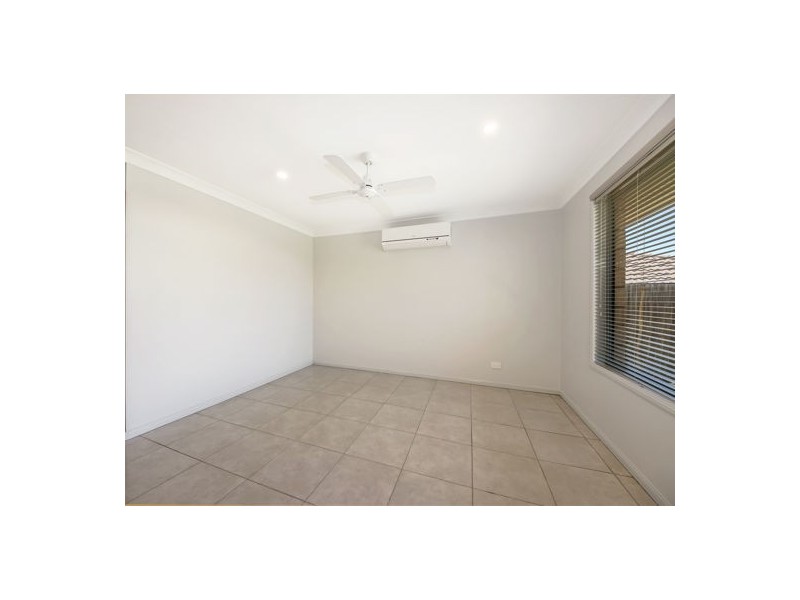 18 Lomandra Street, Deebing Heights QLD 4306