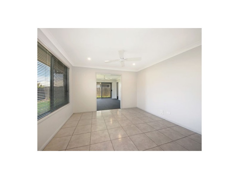 18 Lomandra Street, Deebing Heights QLD 4306