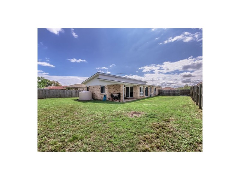 14 Angela Place, Yamanto QLD 4305