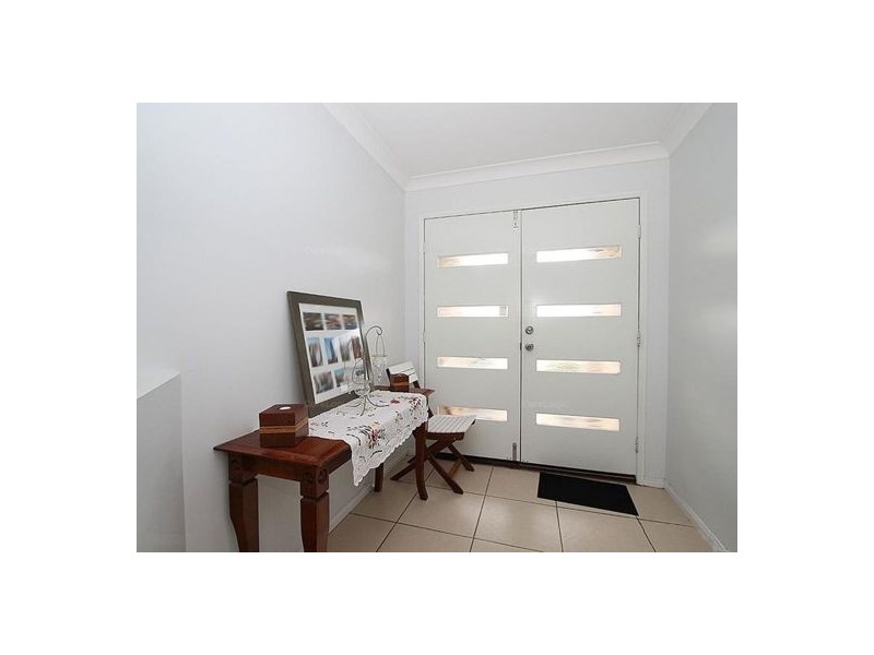 14 Angela Place, Yamanto QLD 4305