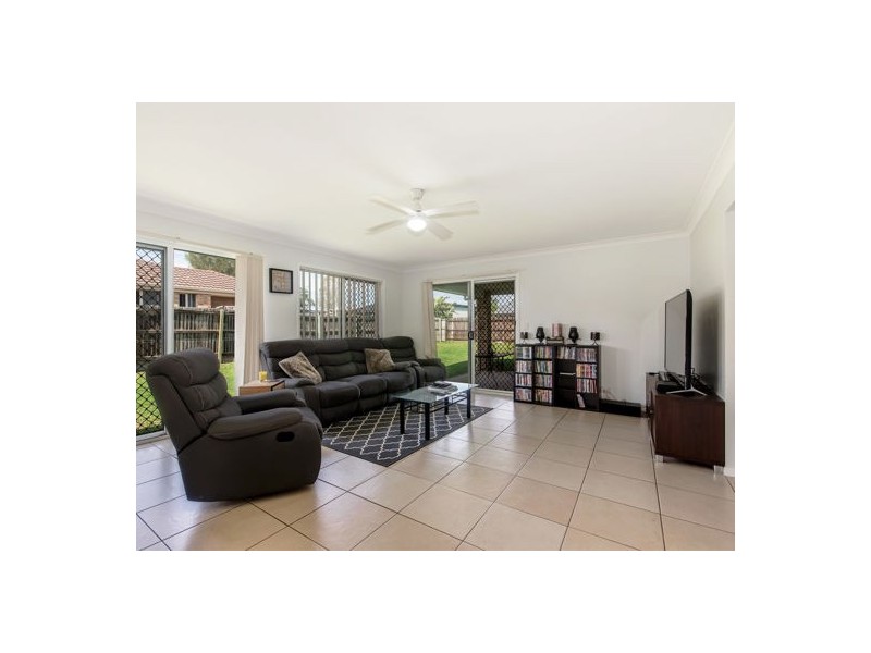 14 Angela Place, Yamanto QLD 4305