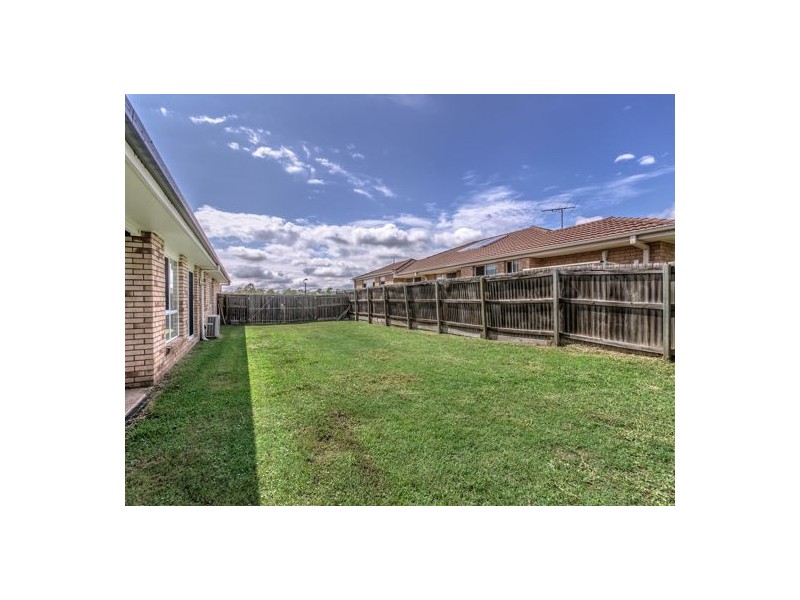 14 Angela Place, Yamanto QLD 4305