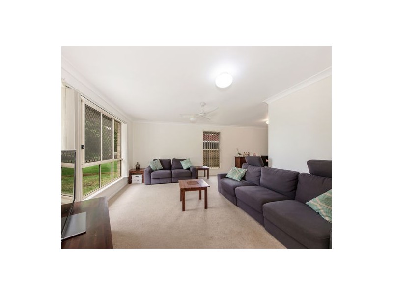 20 KENTIA CIRCUIT, Flinders View QLD 4305