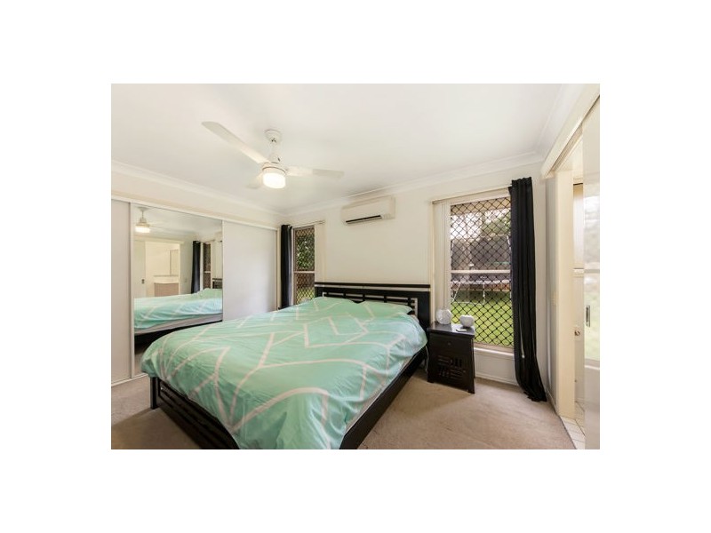 20 KENTIA CIRCUIT, Flinders View QLD 4305