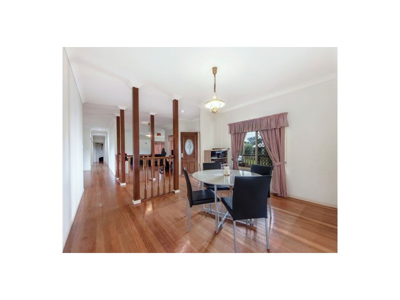 5 Kimberley Way, Flinders View QLD 4305