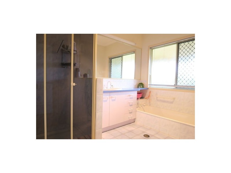 5 Kimberley Way, Flinders View QLD 4305