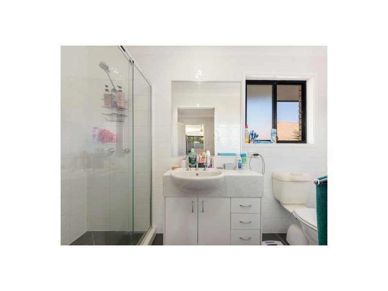 13 Walter Court, Leichhardt QLD 4305